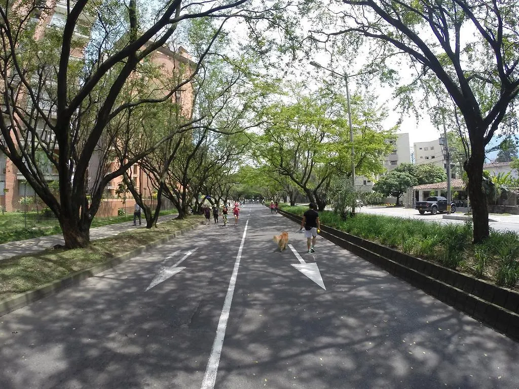 Waypoint Hostel 麦德林
